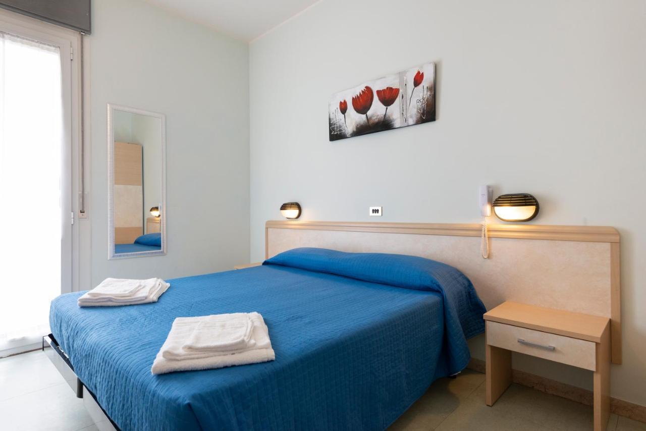 Hotel Olympic Milano Marittima Bagian luar foto