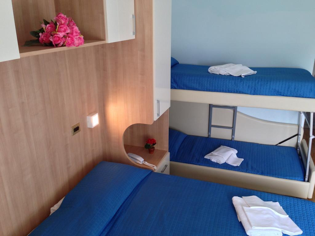 Hotel Olympic Milano Marittima Bagian luar foto