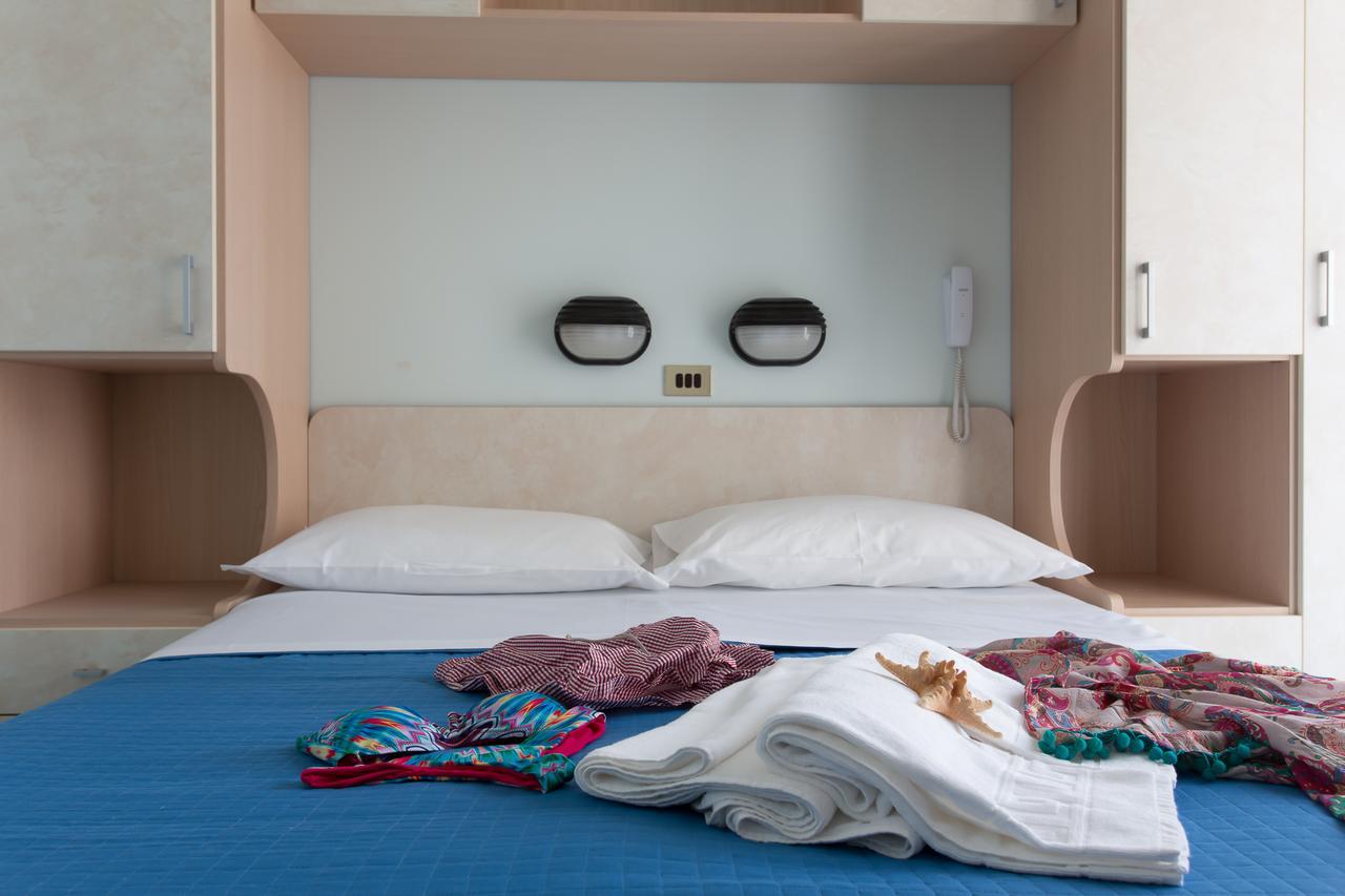 Hotel Olympic Milano Marittima Bagian luar foto